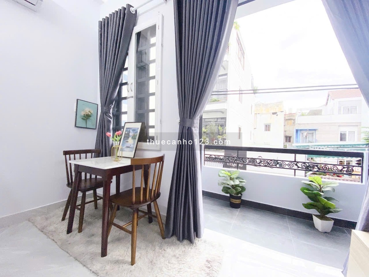 Căn hộ đẹp Đất Thánh, P6 – Ban công siêu rộng, full nội thất