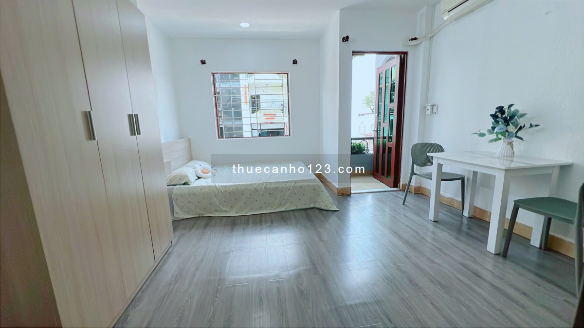 Cho thuê căn hộ Studio Ban công MỚI KENG Q4 gần cầu Ông Lãnh, cầu Calmette, cầu Kênh Tẻ