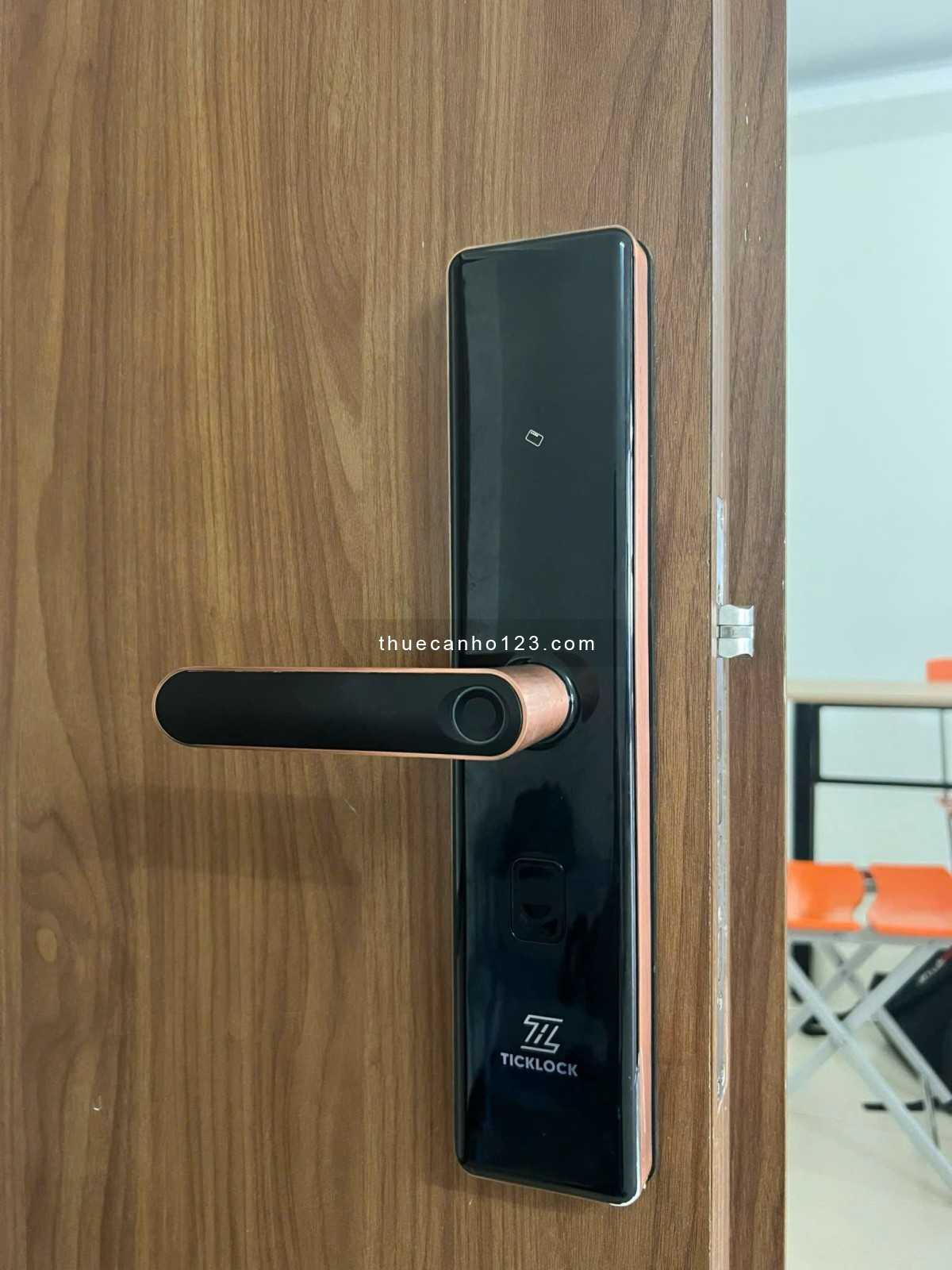 CHo Thuê Căn Hộ 2PN 2 WC Bình Dương - Cách AEON Mall 3Km, Kế bên Vsip1 - Nội Thất Cơ Bản - Giá 4tr5