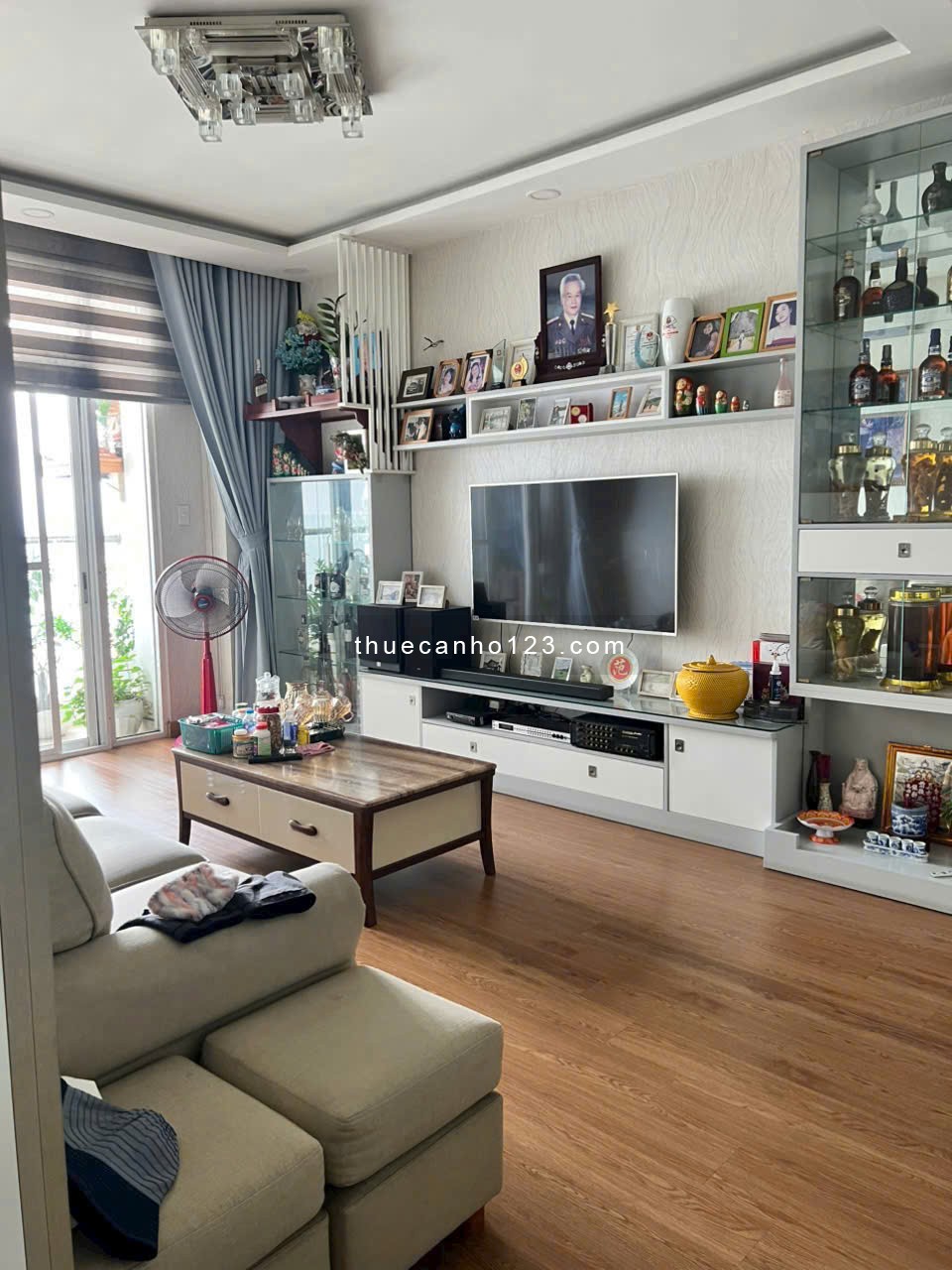 Căn hộ Screc , Trường Sa,Q3 có 1p ngủ có nội thất giá 10tr