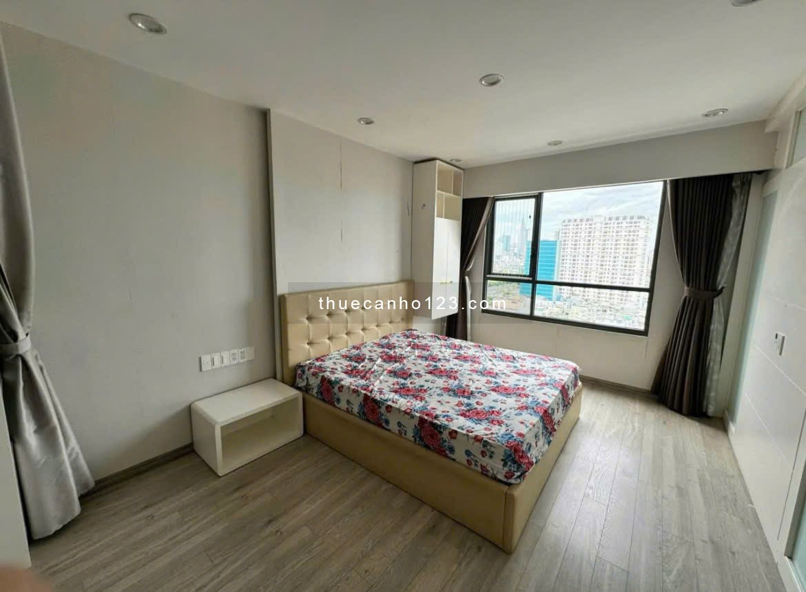 Chung cư Xigrand Court, Lý Thường Kiệt, Q10: 22Triệu, Nội thất, 3PN, 2WC.