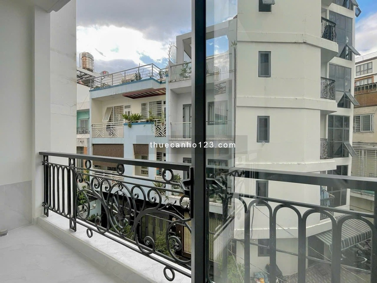 Căn hộ 1PN cao cấp – Có ban công thoáng mát – Full nội thất hiện đại