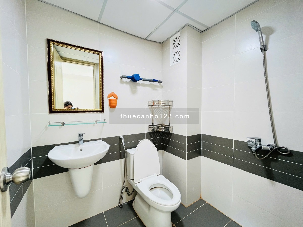 Căn Studio Full nội thất có cửa sổ lớn ngay gần Nguyễn Thị Thập Quận 7