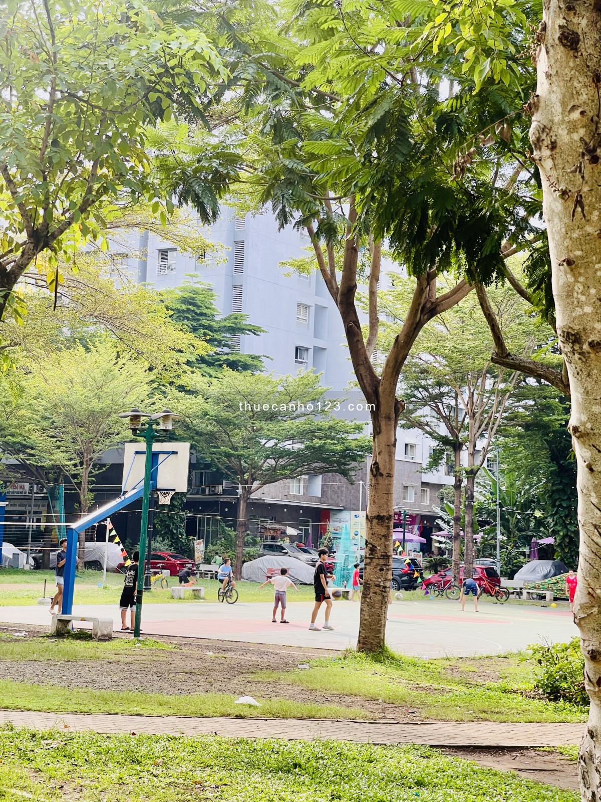 Cho thuê căn hộ 2 phòng ngủ 2 vệ sinh full nội thất giá 7tr5/tháng vào ở được ngay