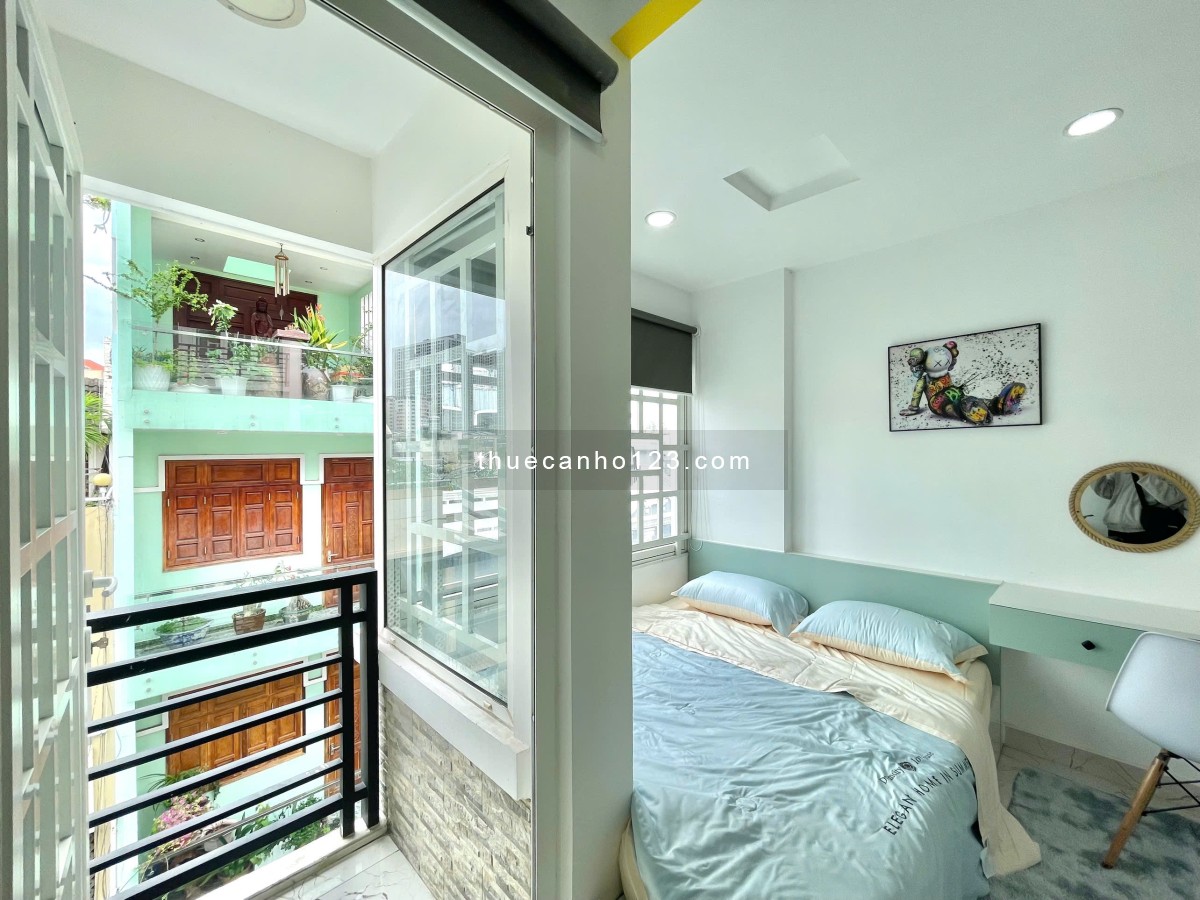 Cho thuê căn hộ Studio Ban công Q1 gần cầu Nguyễn Văn Cừ, chợ Bến Thành, Bitexco