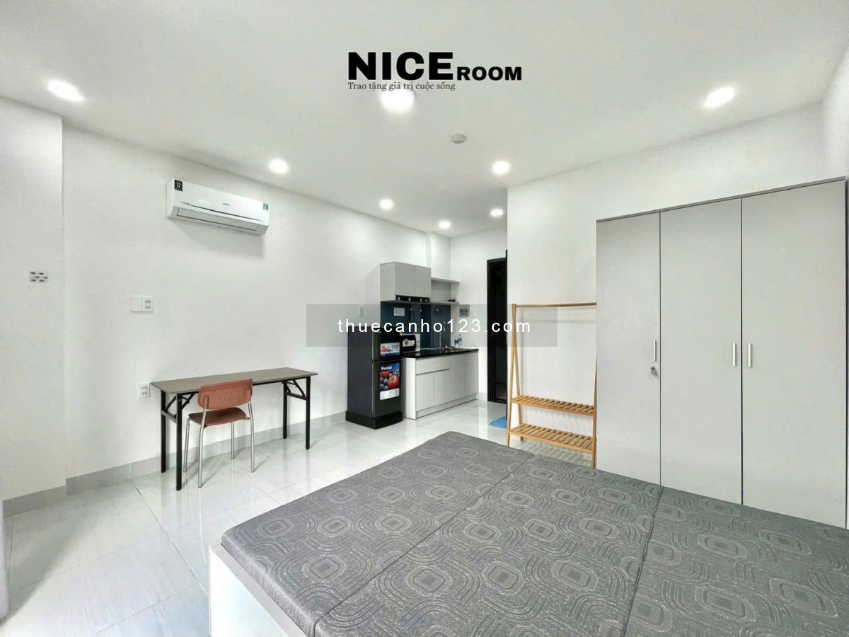 Nhà mới keng - Thang máy, hầm xe, bảo vệ, rooftop - Ngay khu cầu Thị Nghè