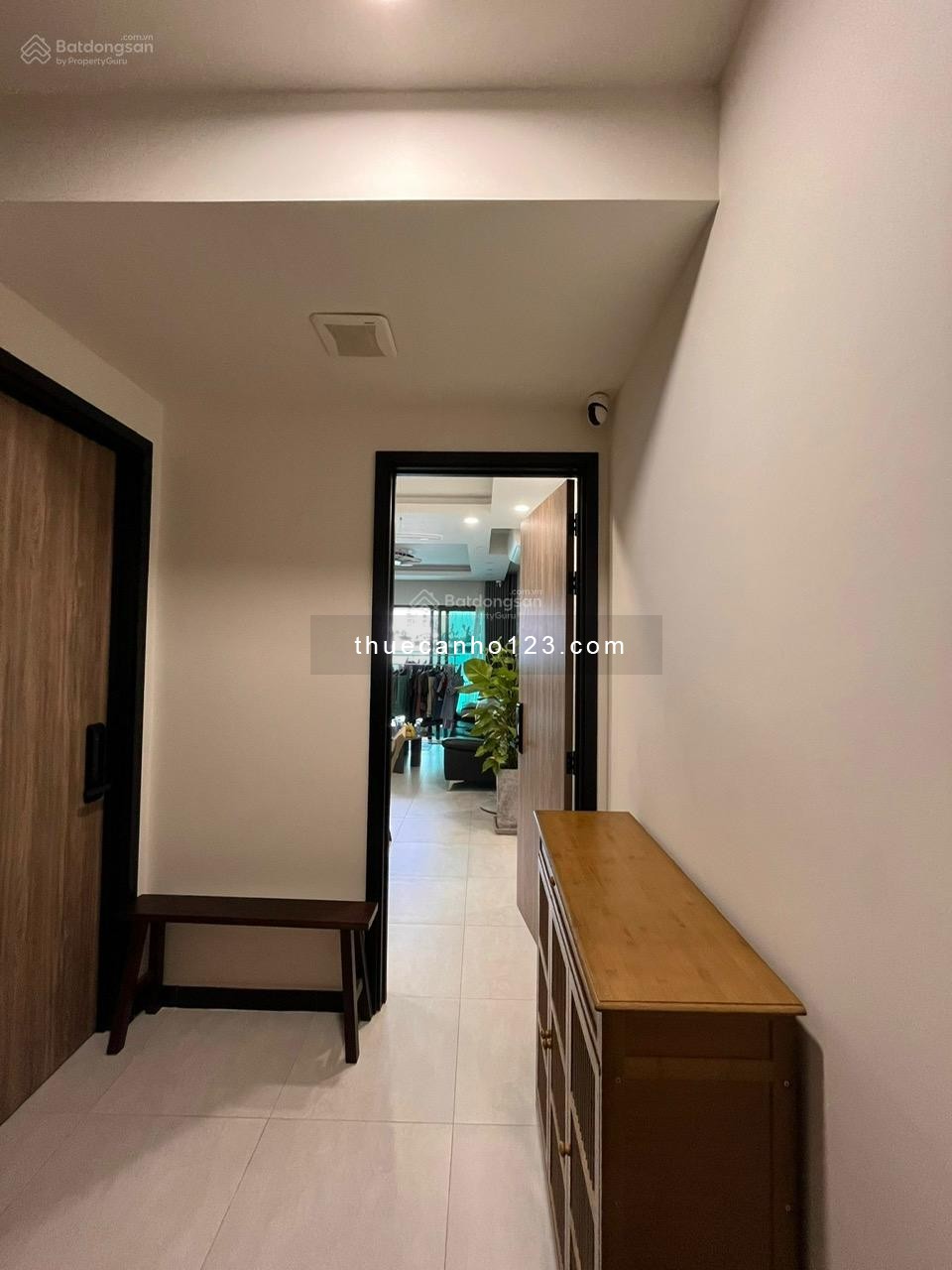 Cho thuê căn hộ duo key 3PN 3Wc tại Delasol Quận 4.