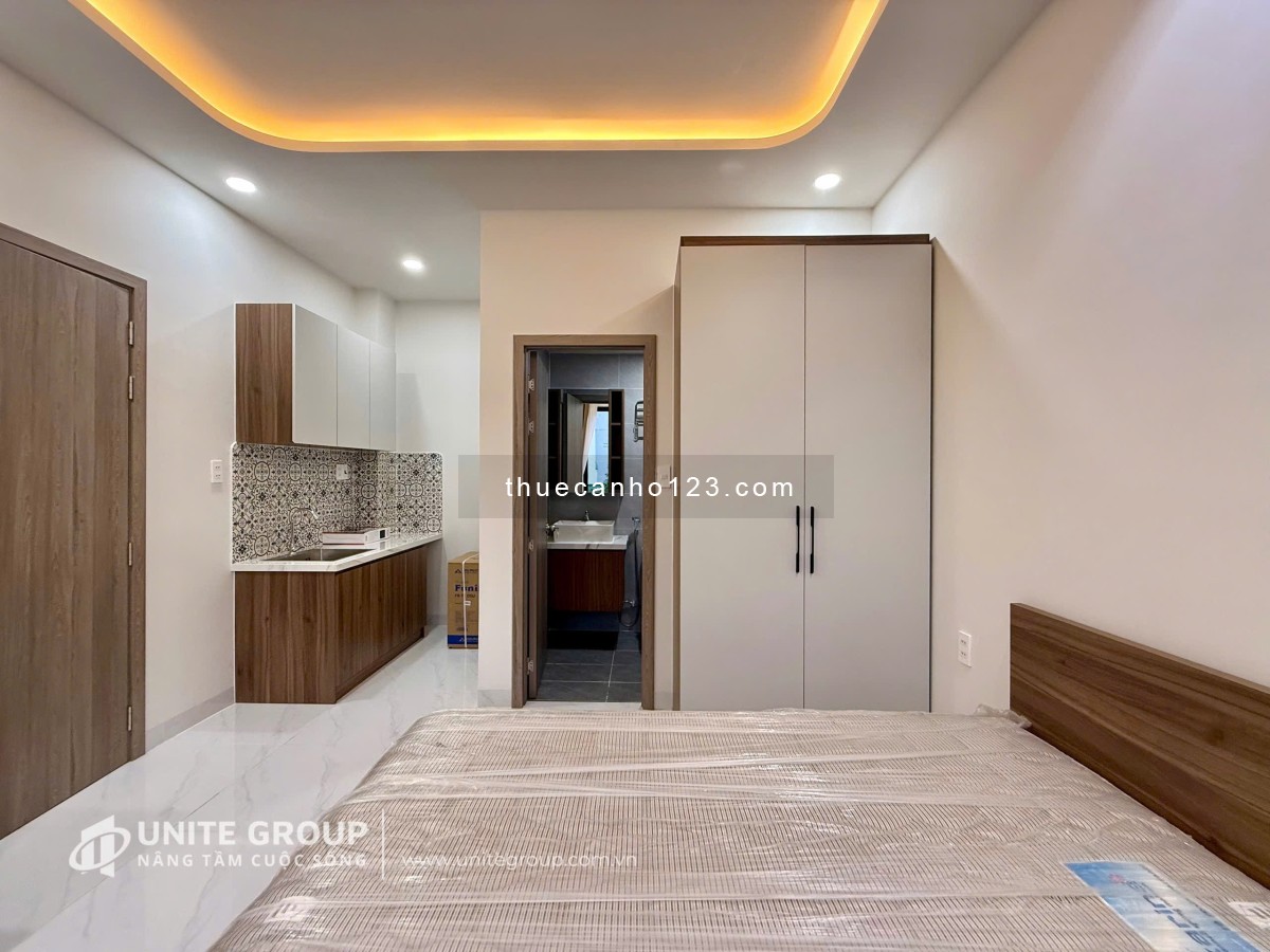 Studio ban công full nội thất – Trung tâm Quận 7