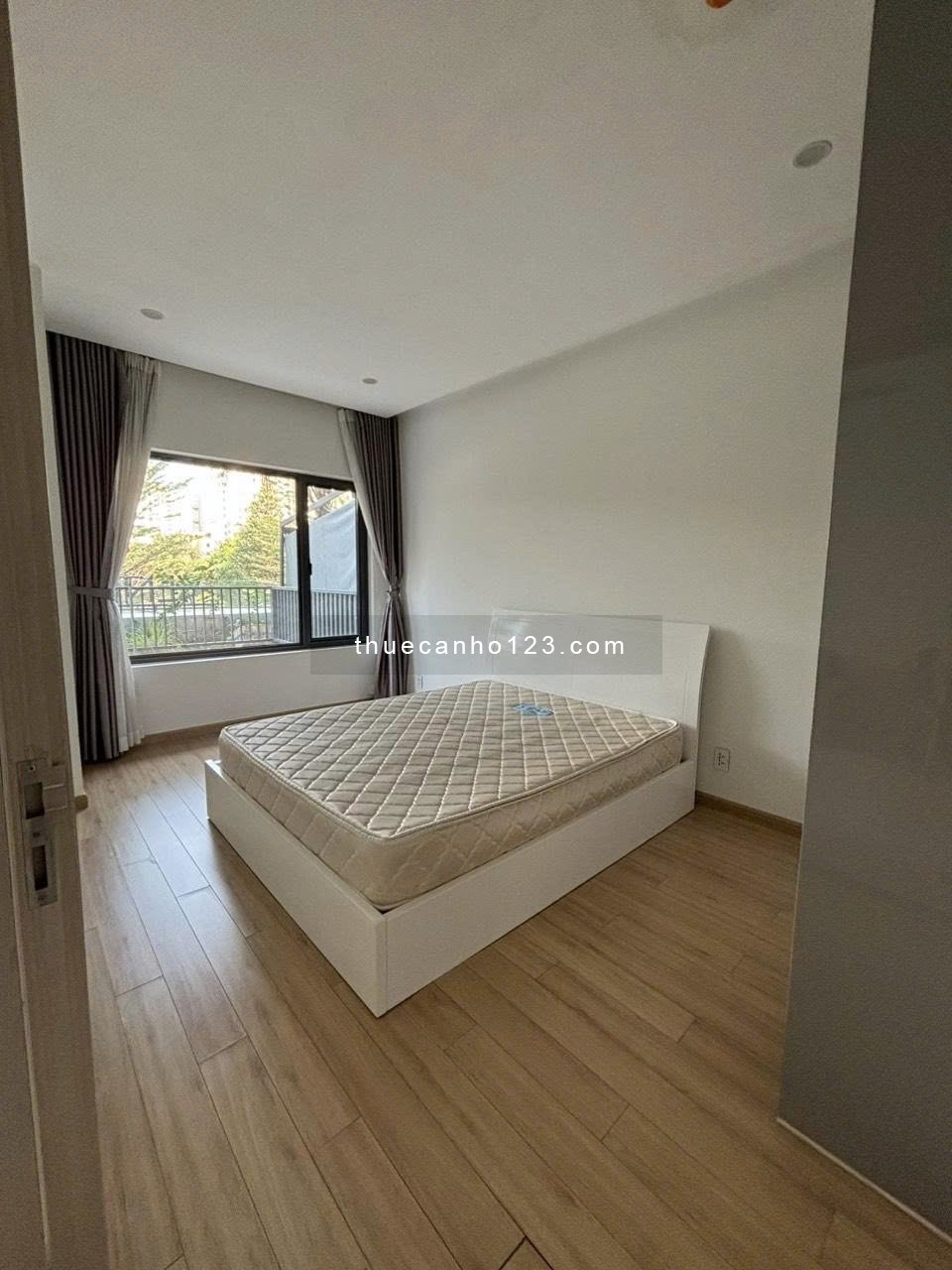 Cho thuê căn hộ New City – 2PN, sân vườn cực hiếm