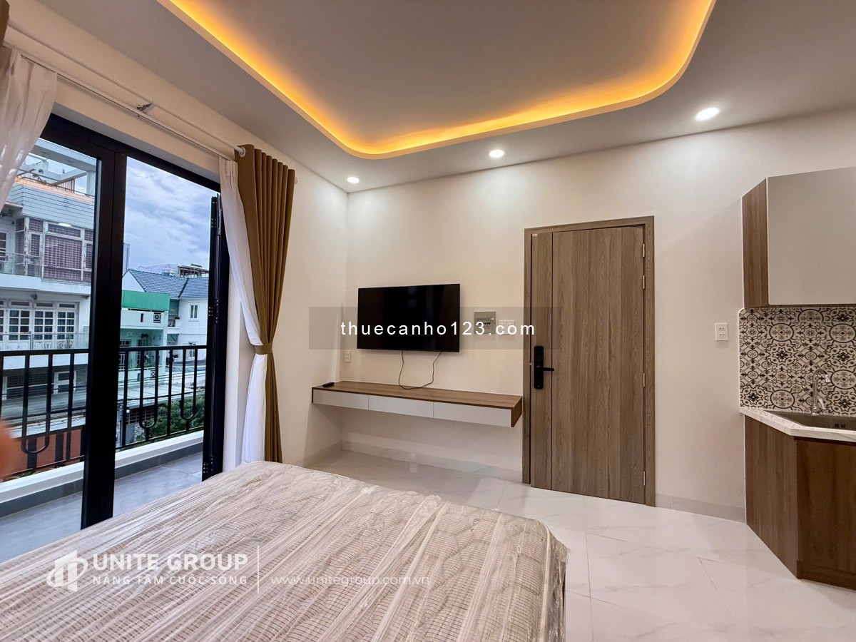 Studio ban công full nội thất – Trung tâm Quận 7