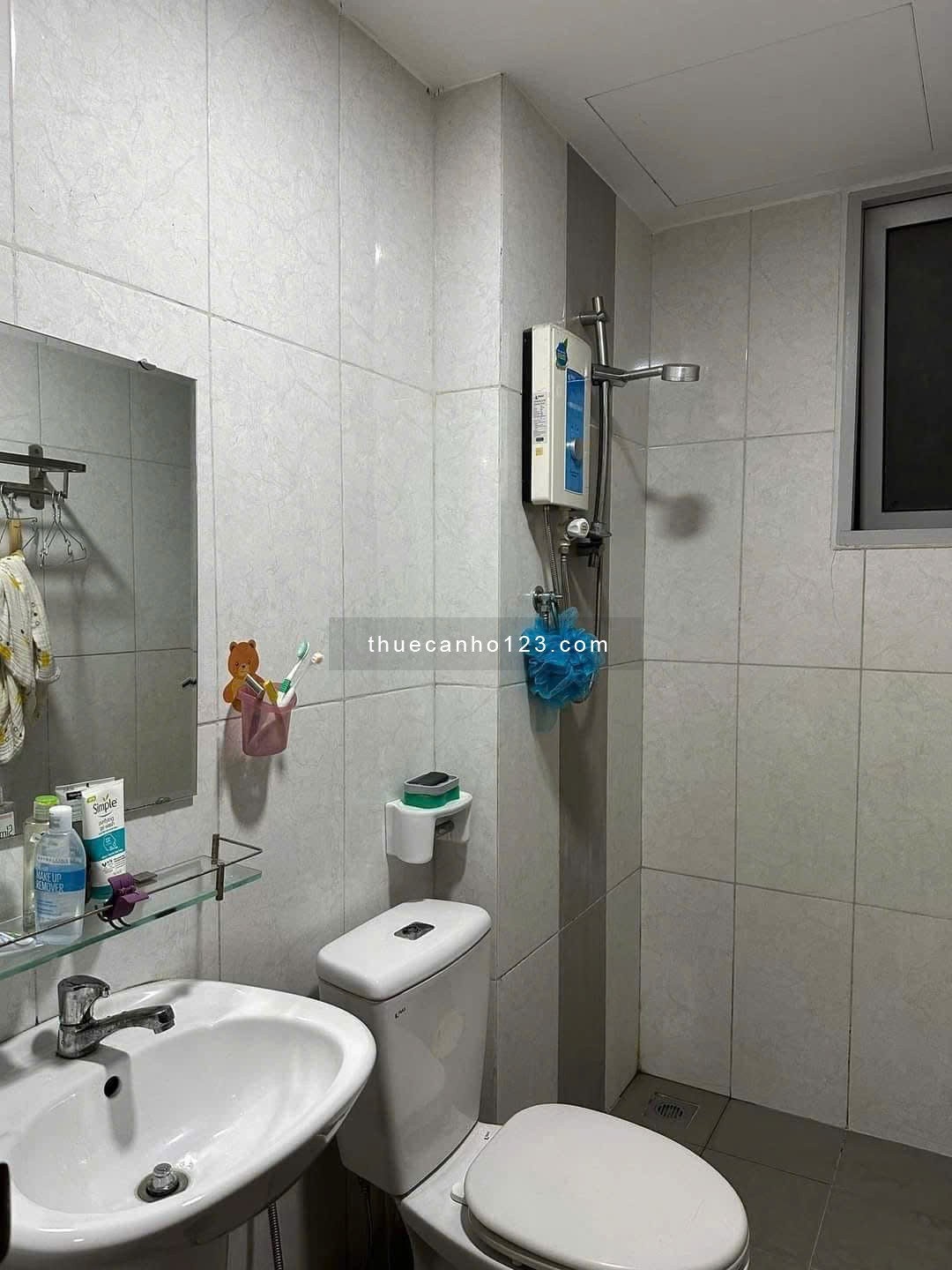C/c Screc, Trường Sa, Quận 3, 56m2, 1PN, 1WC, Nội thất mới, 10tr/tháng.