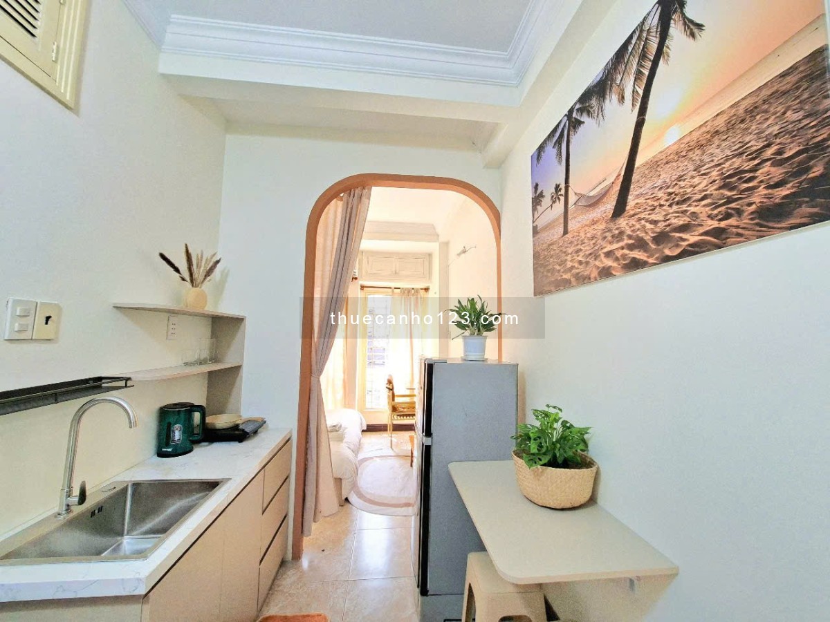 Studio tách bếp full nội thất Q1, gần chợ Bến Thành, Bùi Viện, Pullman, cầu Nguyễn Văn Cừ,..