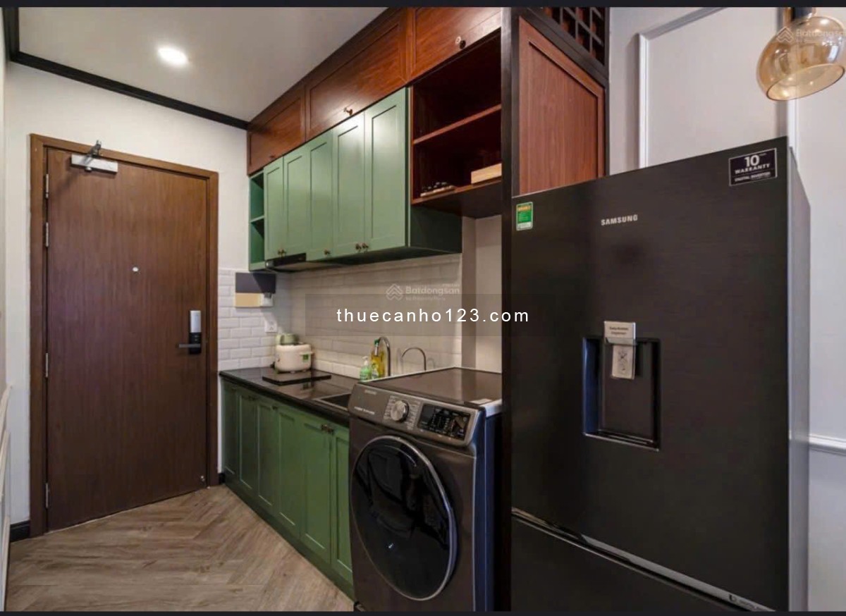 THUÊ CHUNG CƯ MILLENNIUM 35M2 BAN CÔNG VIEW BITEXCO NGAY BẾN VÂN ĐÔN QUẬN 4- QUẬN 1 LH 0775924600