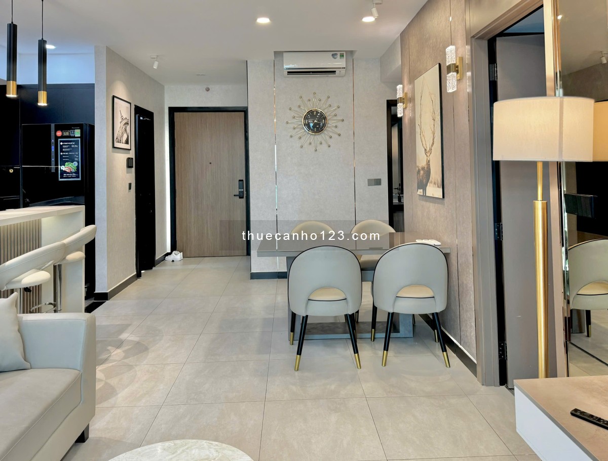 Cho thuê căn hộ 2 phòng ngủ 2WC diện tích 86m2 view Bitexco nhà mới như hình