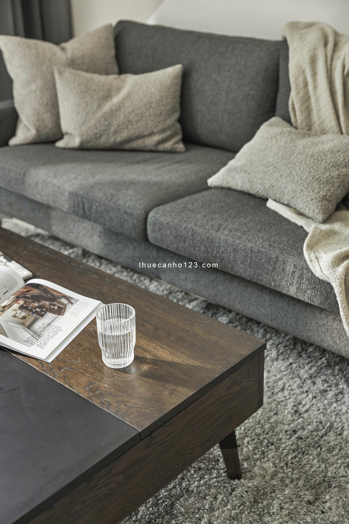 1PN EMPIRE CITY NỘI THẤT XỊN CHO THUÊ