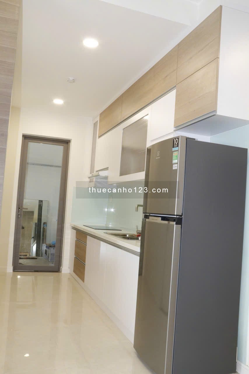 Cho thuê căn hộ 2PN tại Millenium - Bến Vân Đồn, view Bến Bạch Đằng, Quận 1