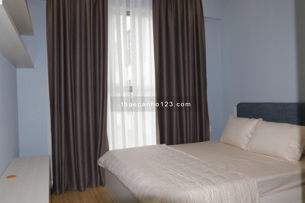 Cho thuê căn hộ 2PN tại Millenium - Bến Vân Đồn, view Bến Bạch Đằng, Quận 1