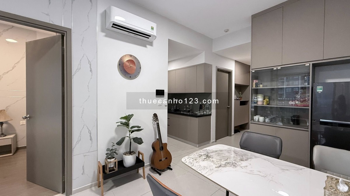 West Gate Park cho thuê căn full NT - 2PN - View hồ