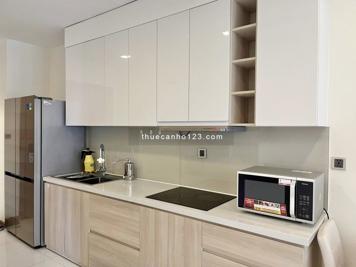 Cho thuê 1PN, kết cấu 2 Ban Công tại Vinhomes Central Park