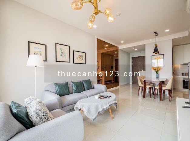 Thuê Saigon Royal 2PN 2WC view sông Sài Gòn Bitexco tại Bến Vân Đồn Q4 gần Nguyễn Huệ Takashimaya Q1