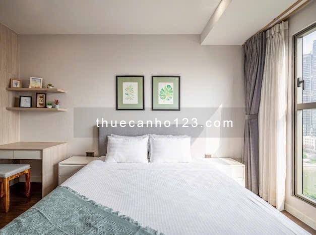 Thuê Saigon Royal 2PN 2WC view sông Sài Gòn Bitexco tại Bến Vân Đồn Q4 gần Nguyễn Huệ Takashimaya Q1