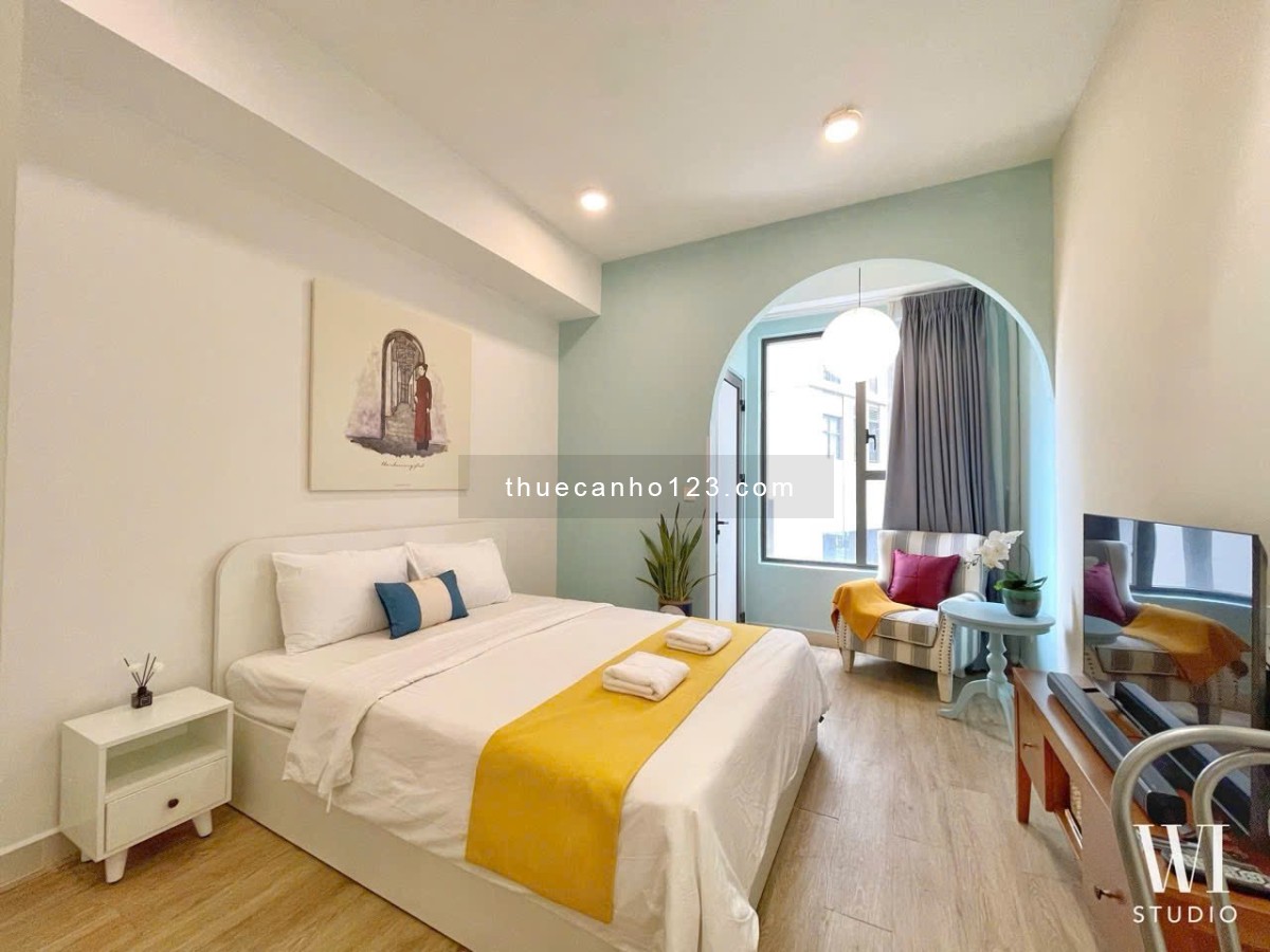 Thuê The Tresor full nội thất view sông Bitexco ban công thoáng tại Bến Vân Đồn Q4 gần Q1 Nguyễn Huệ