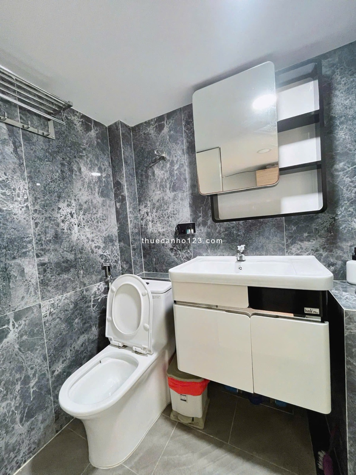 Duplex cửa sổ gần sân bay Tân Sơn Nhất – Cửu Long, P2, Tân Bình