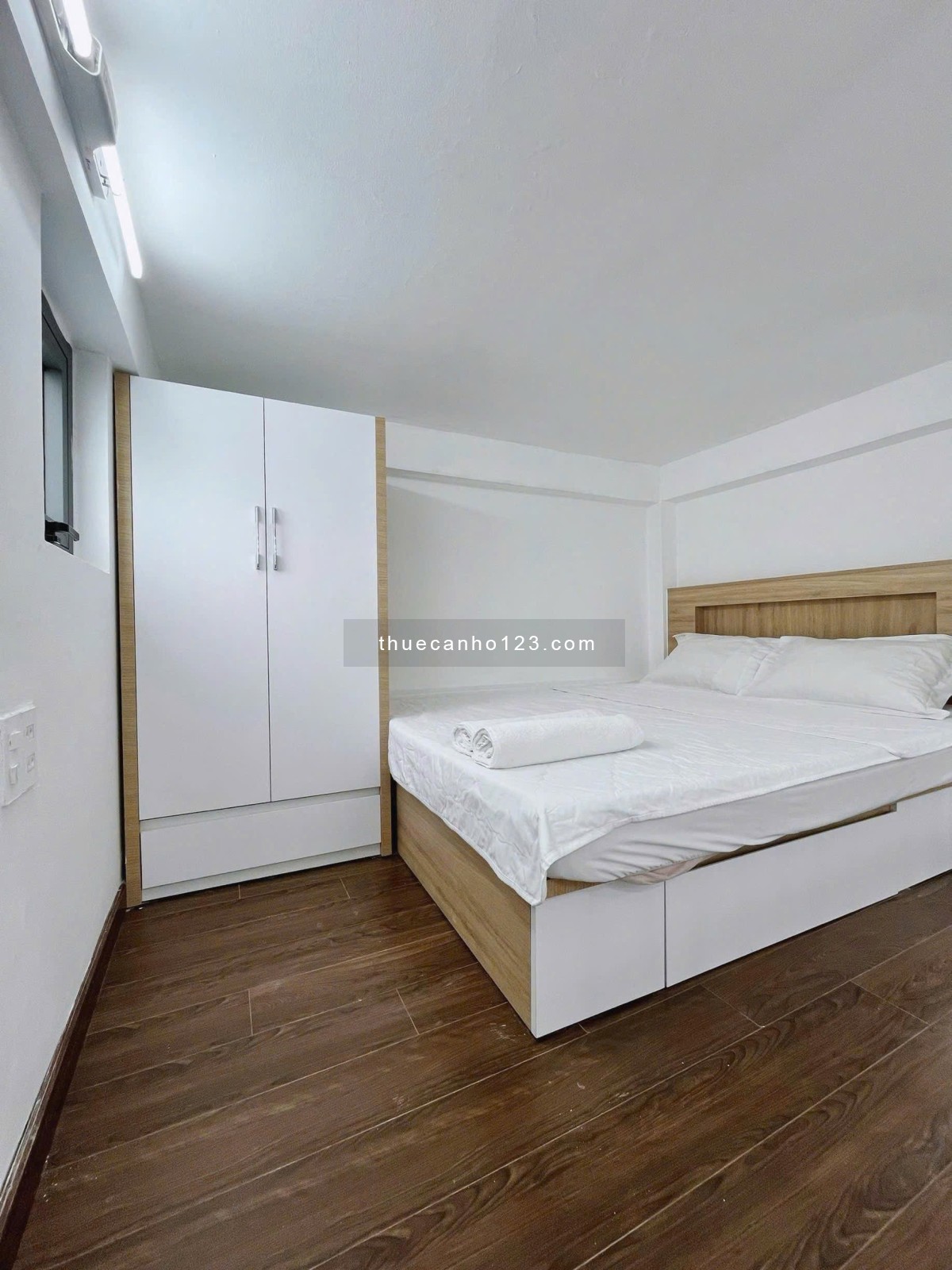 Duplex cửa sổ gần sân bay Tân Sơn Nhất – Cửu Long, P2, Tân Bình