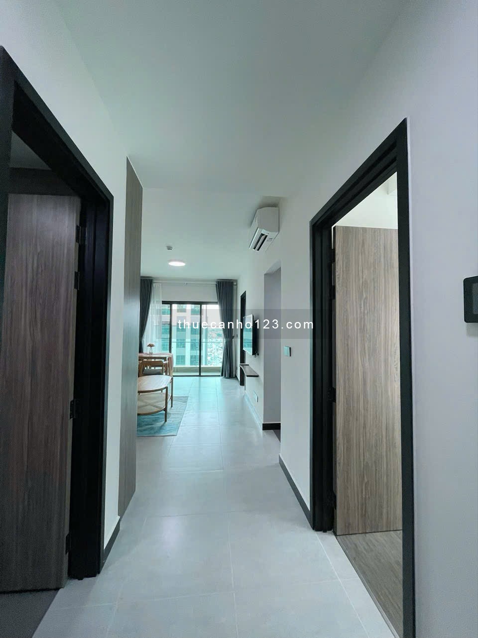 Thuê Delasol 2PN 2WC view sống Tôn Thất Thuyết Q4 gần cầu Calmette Kênh Tẻ Q1 Q3 Bitexco Nguyễn Huệ