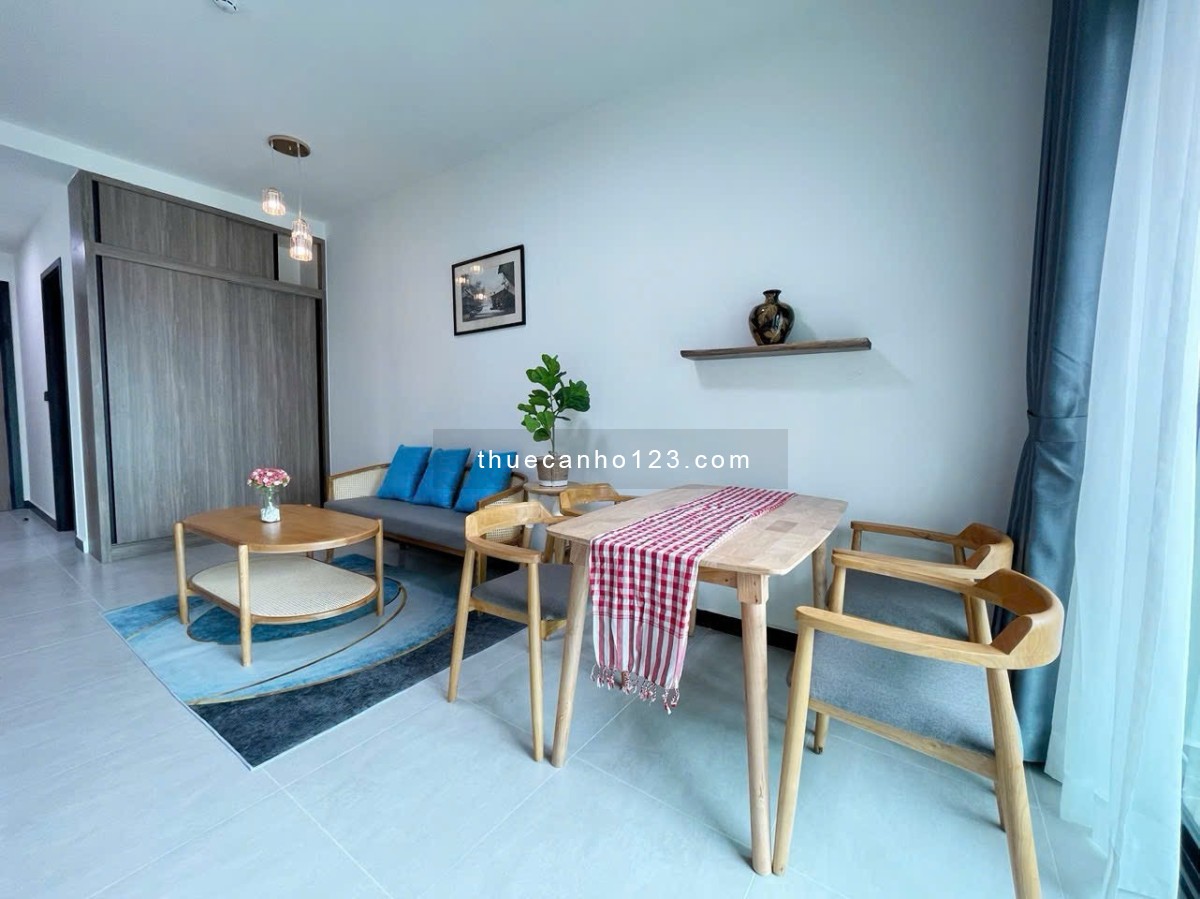 Thuê Delasol 2PN 2WC view sống Tôn Thất Thuyết Q4 gần cầu Calmette Kênh Tẻ Q1 Q3 Bitexco Nguyễn Huệ