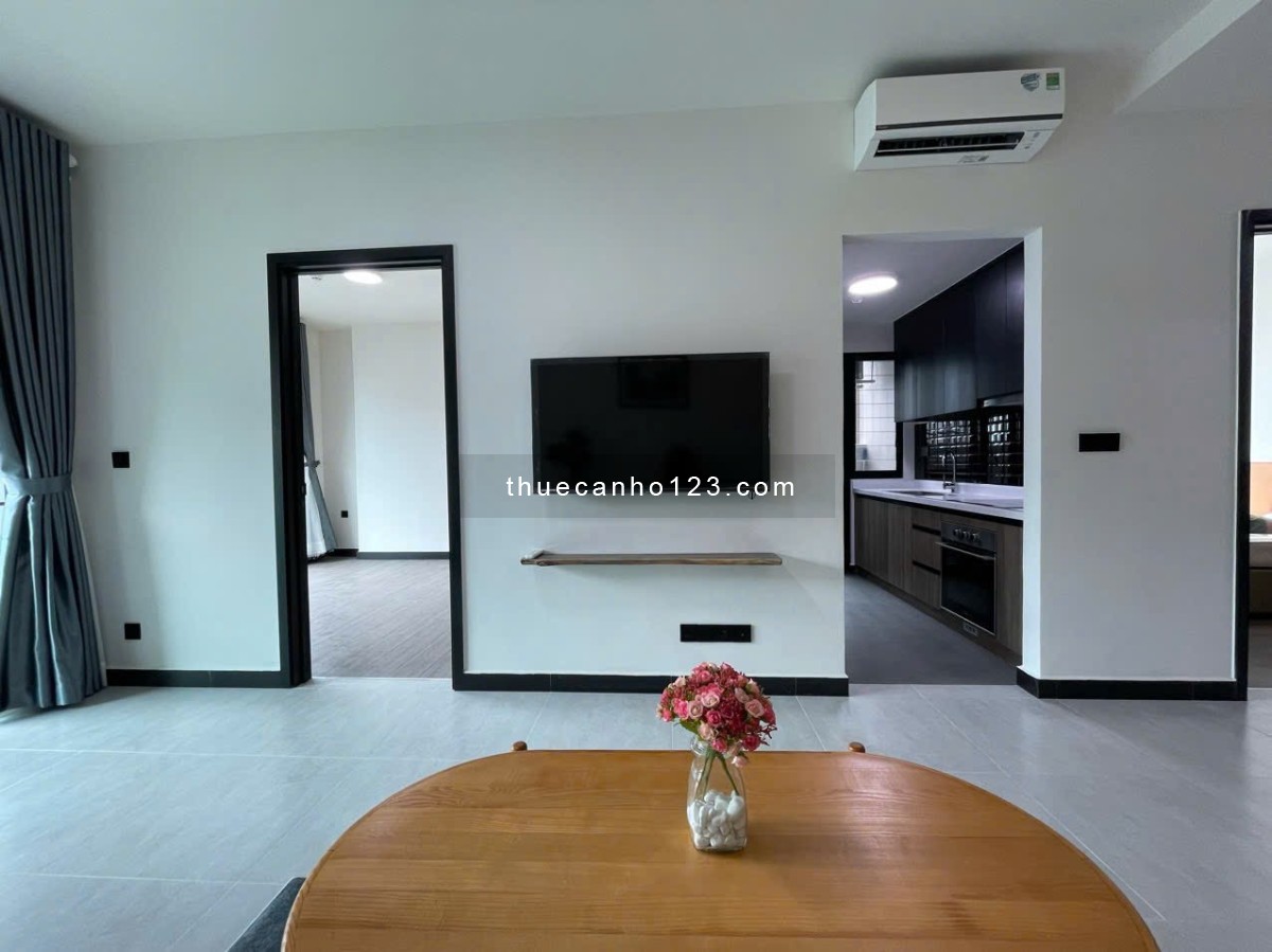 Thuê Delasol 2PN 2WC view sống Tôn Thất Thuyết Q4 gần cầu Calmette Kênh Tẻ Q1 Q3 Bitexco Nguyễn Huệ