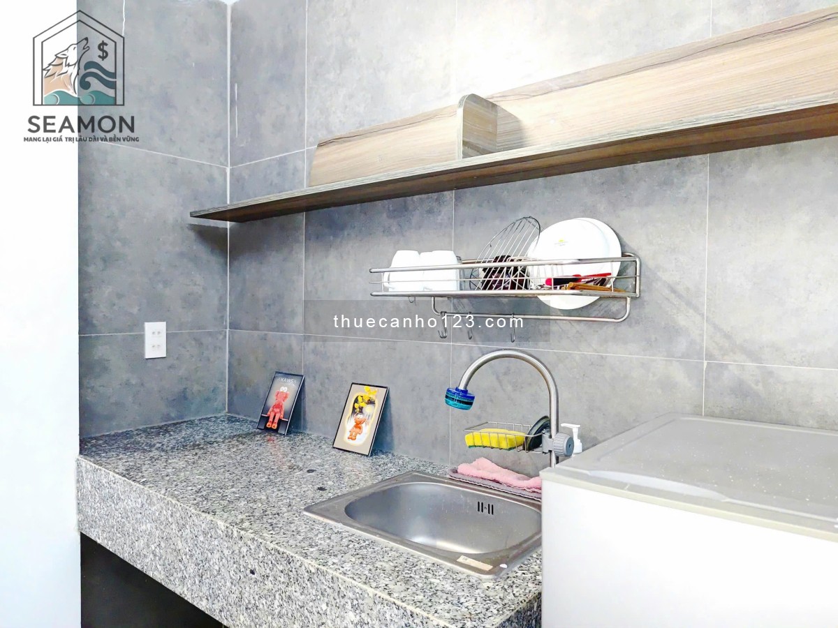 Cho Thuê Căn Hộ Ban Công Thoáng Mát, Full Nội Thất Ngay Trung Tâm Q1, Gần Hồ Con Rùa