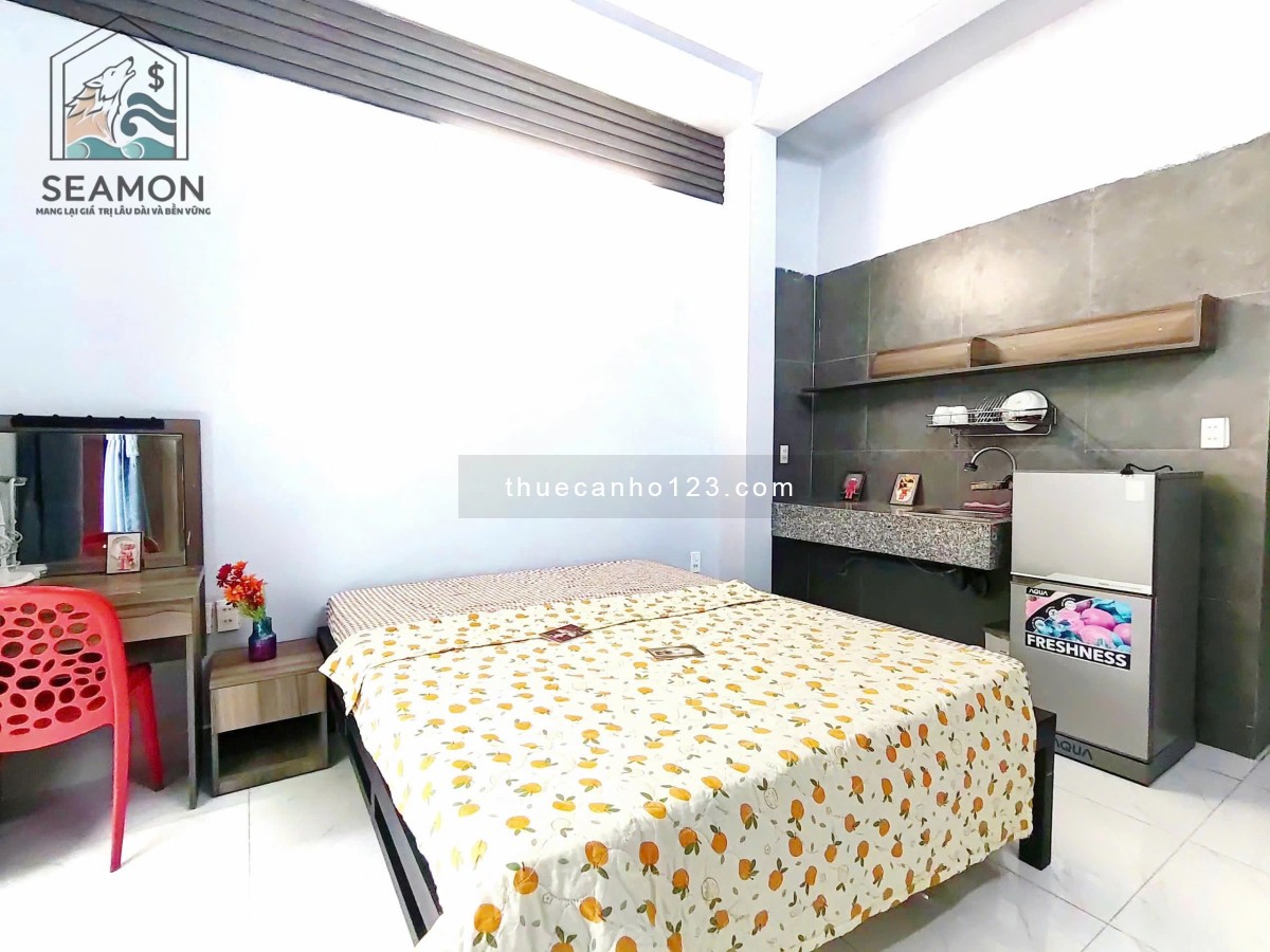 Cho Thuê Căn Hộ Ban Công Thoáng Mát, Full Nội Thất Ngay Trung Tâm Q1, Gần Hồ Con Rùa