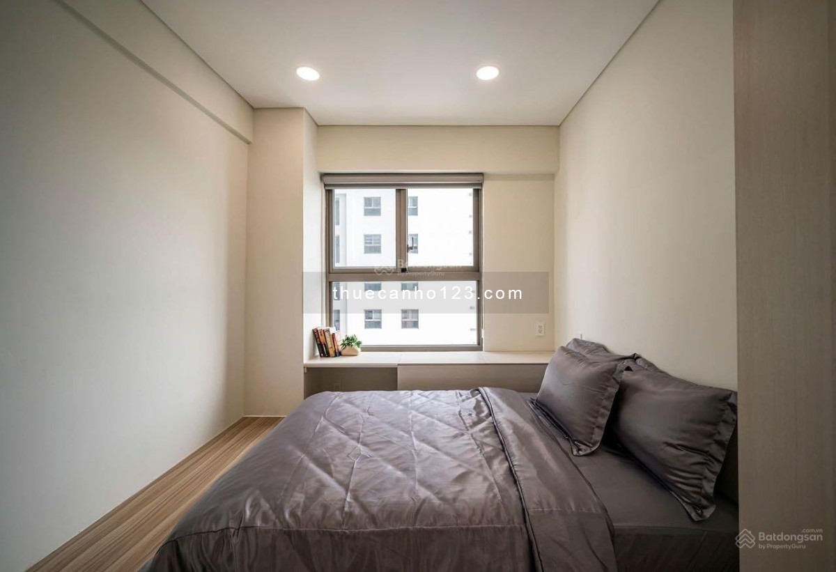 Cho thuê căn hộ Saigon South Residence 3 phòng ngủ + 2wc