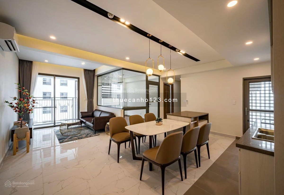 Cho thuê căn hộ Saigon South Residence 3 phòng ngủ + 2wc