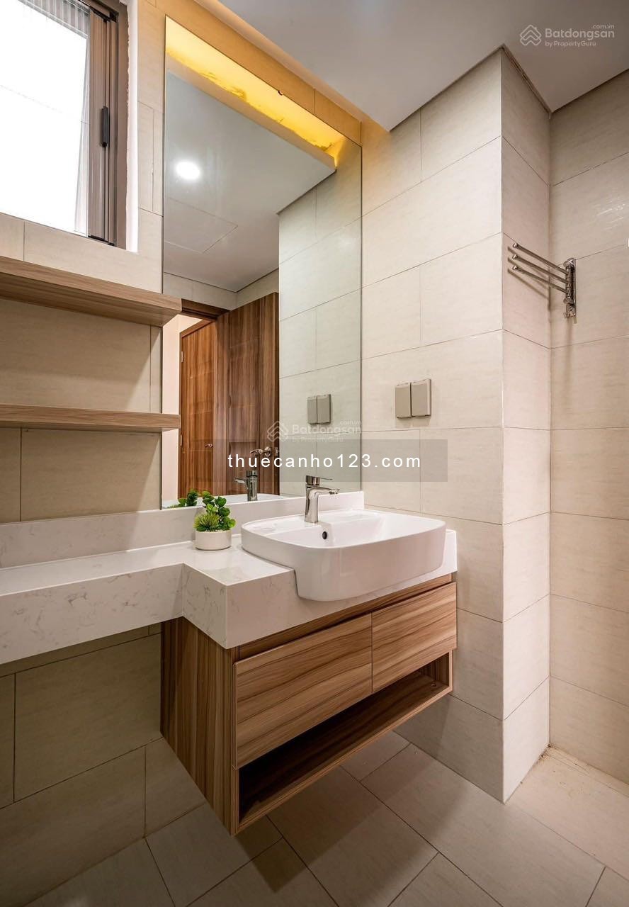 Cho thuê căn hộ Saigon South Residence 3 phòng ngủ + 2wc
