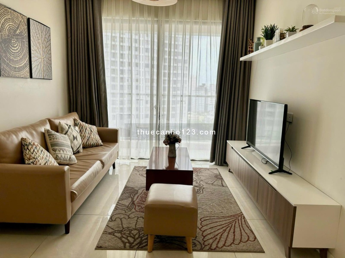 Cho thuê căn 2PN 75m2, tầng cao, view đẹp Masteri Millennium Quận 4