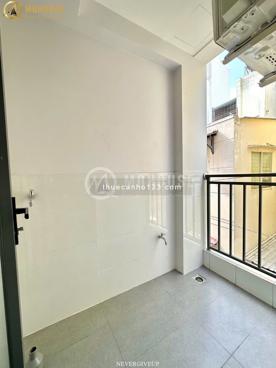 Khai trương căn hộ 40m2 - Thang máy, balcony, bãi ô tô - Ngay Điện Biên Phủ