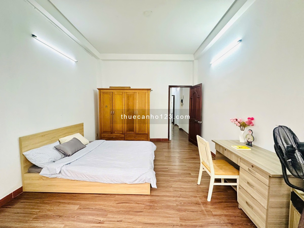 Căn hộ 2PN 2WC, cửa sổ trời thoáng, giờ giấc tự do, ra vào vân tay, không chung chủ, gần GV,PN