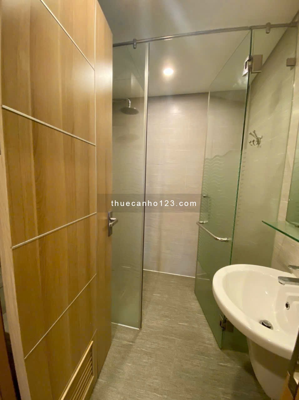 Cho thuê căn hộ FHome 2PN – View phố đẹp – Full nội thất – Giá chỉ 16 triệu/tháng