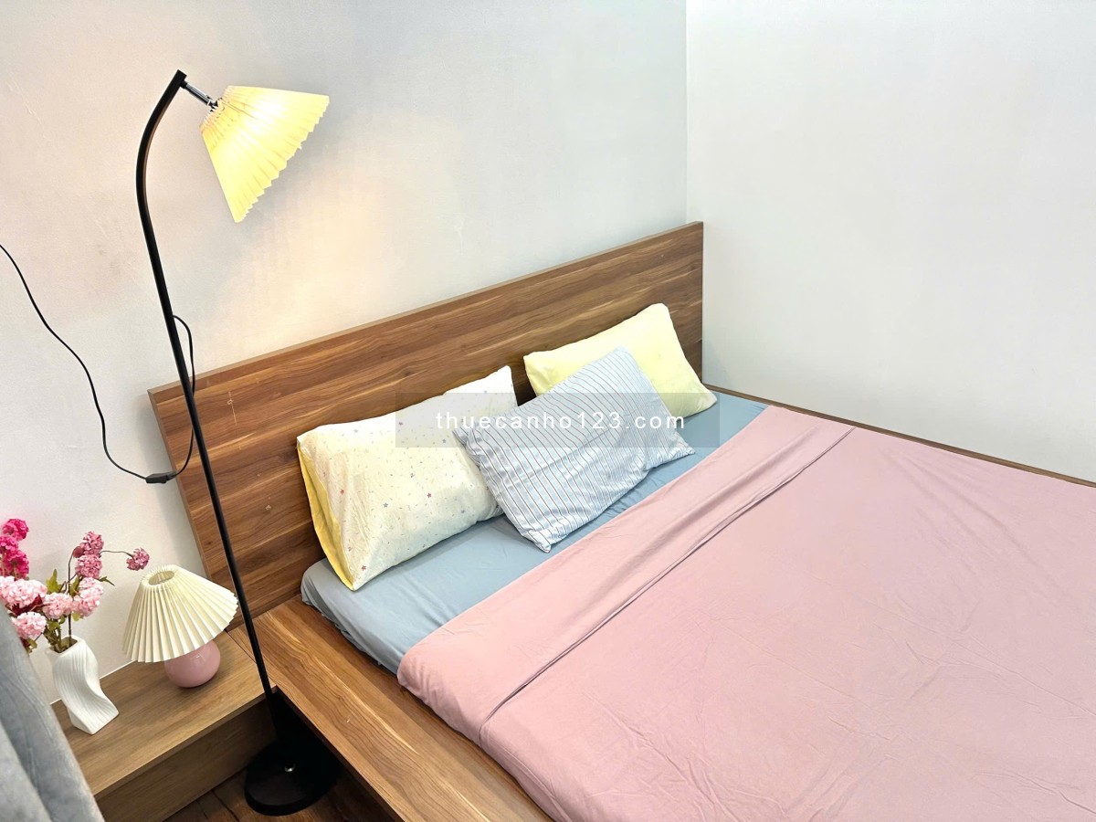 Căn hộ 2PN 2WC, cửa sổ trời thoáng, giờ giấc tự do, ra vào vân tay, không chung chủ, gần GV,PN