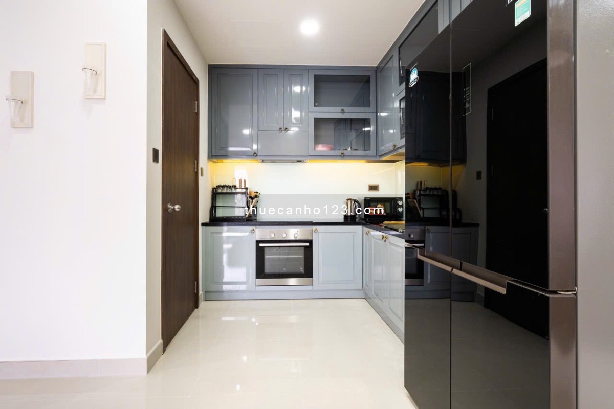 Thuê Saigon Royal 2PN 2WC full nội thất view sông tại Bến Vân Đồn q4 gần Bitexco Nguyễn Huệ Q1