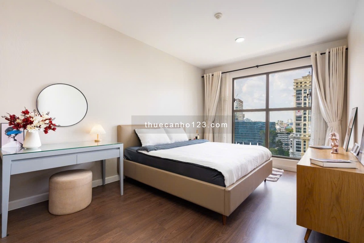 Thuê Saigon Royal 2PN 2WC full nội thất view sông tại Bến Vân Đồn q4 gần Bitexco Nguyễn Huệ Q1