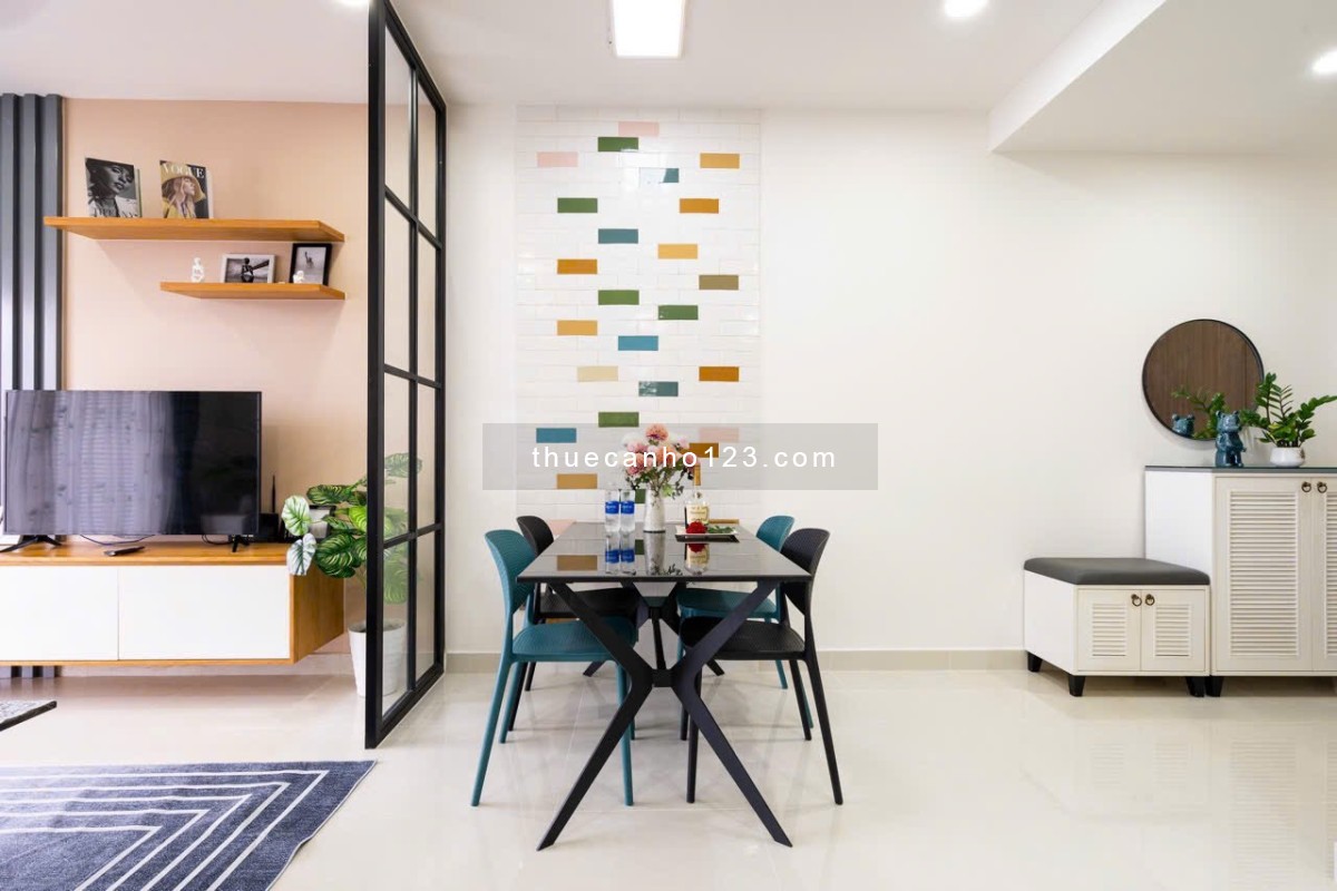 Thuê Saigon Royal 2PN 2WC full nội thất view sông tại Bến Vân Đồn q4 gần Bitexco Nguyễn Huệ Q1