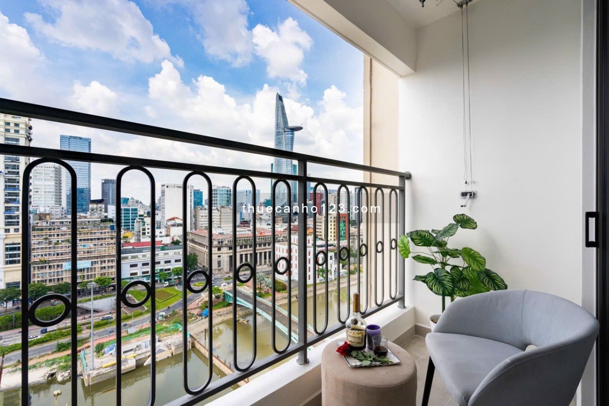 Thuê Saigon Royal 2PN 2WC full nội thất view sông tại Bến Vân Đồn q4 gần Bitexco Nguyễn Huệ Q1