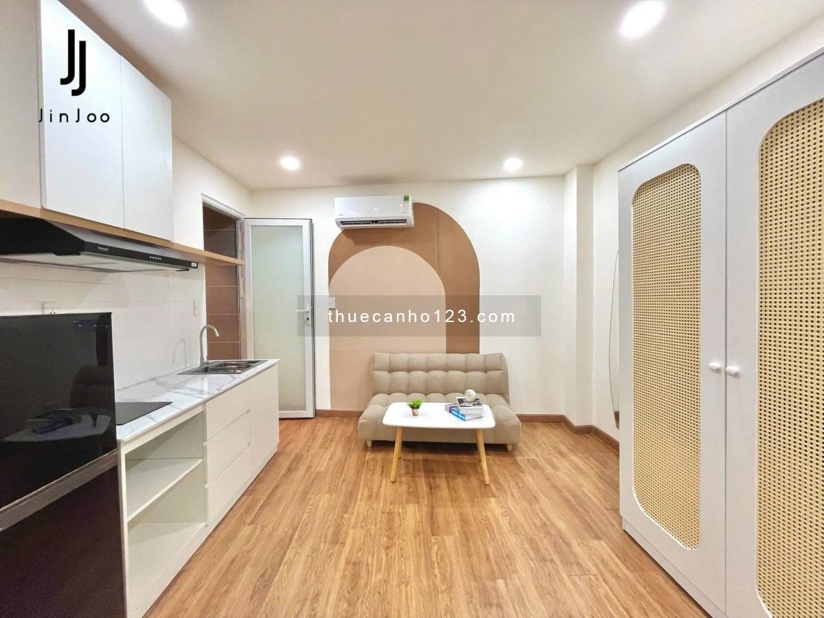 Hoàng Văn Thụ, P4 – Phòng mới tinh, cửa sổ siêu thoáng, ánh sáng tự nhiên tràn ngập