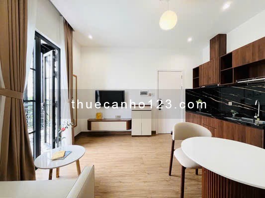 Cho thuê căn hộ 1PN cao cấp tone gỗ sáng – Nguyễn Hữu Cảnh, Bình Thạnh – Gần Quận 1, Quận 2