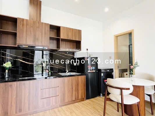 Cho thuê căn hộ 1PN cao cấp tone gỗ sáng – Nguyễn Hữu Cảnh, Bình Thạnh – Gần Quận 1, Quận 2