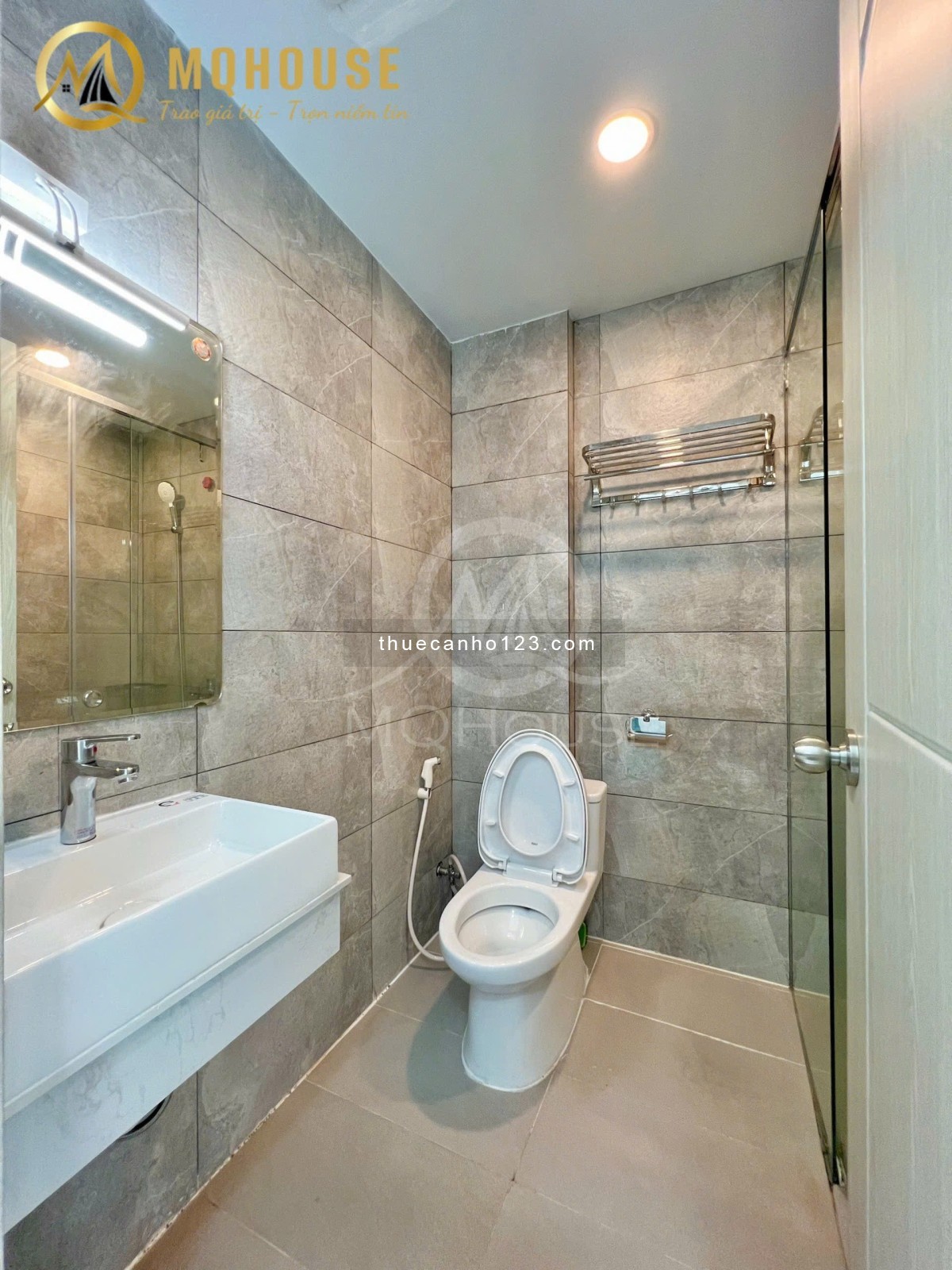 Căn hộ ban công siêu thoáng – Full nội thất hiện đại – Bành Văn Trân, P7, Tân Bình