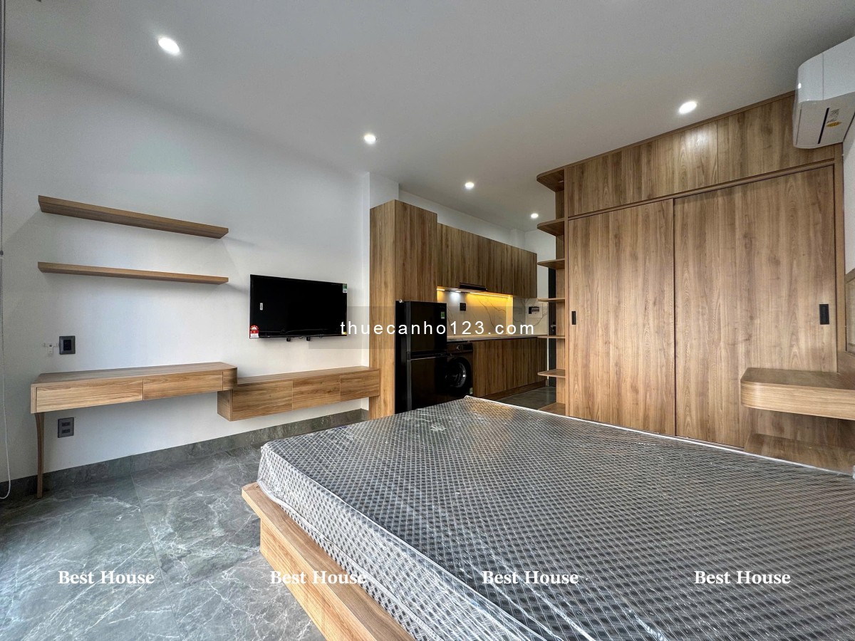 Căn hộ nội thất cao cấp tại Tân Phú – Ban công, tách bếp, giặt riêng.